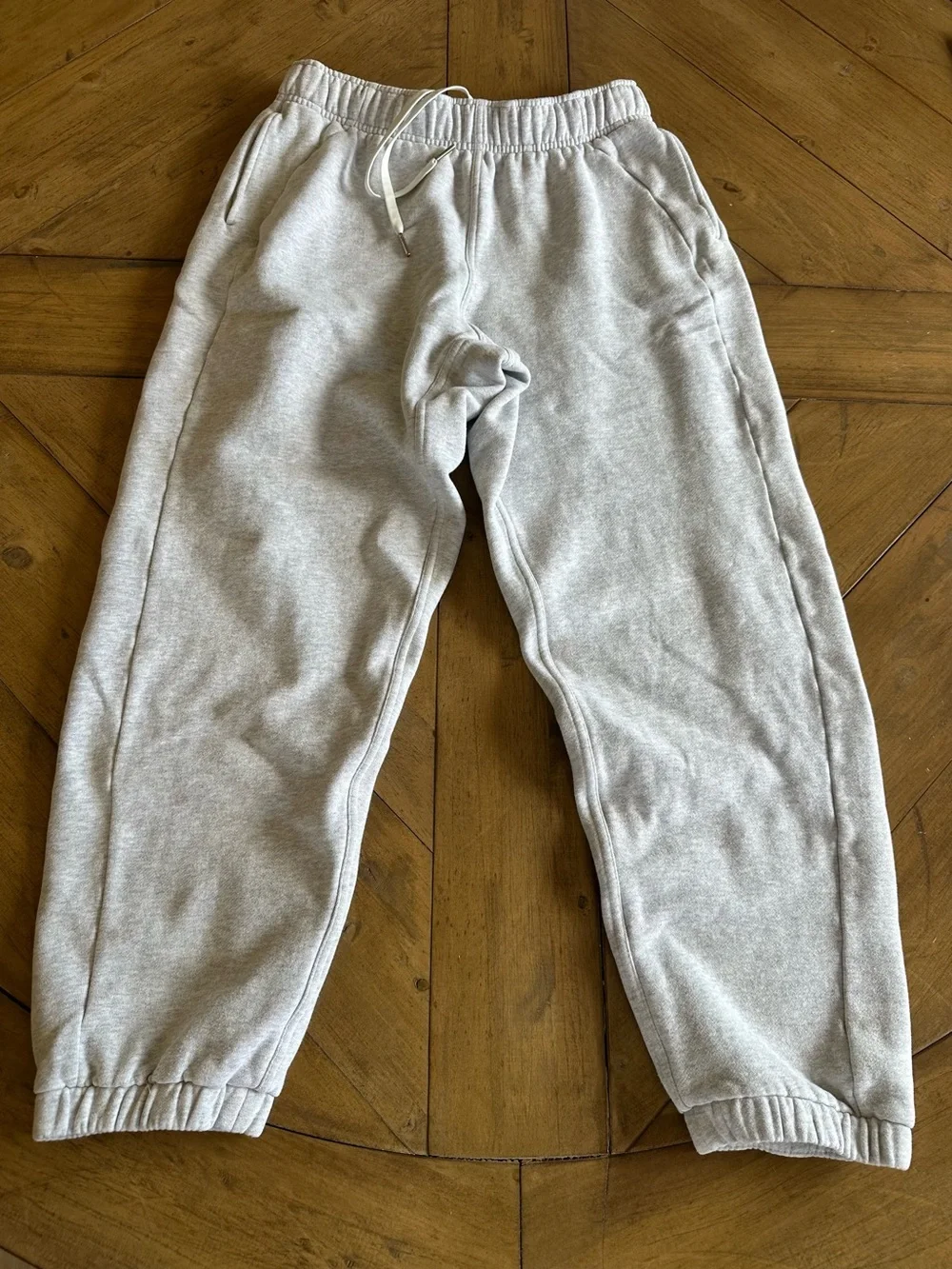 lululemon athletica this item